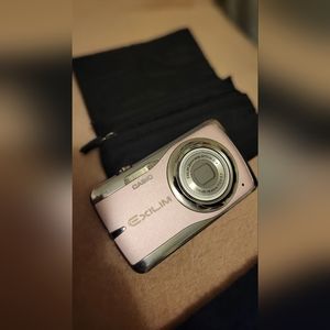 Casio Exilim EX-Z550